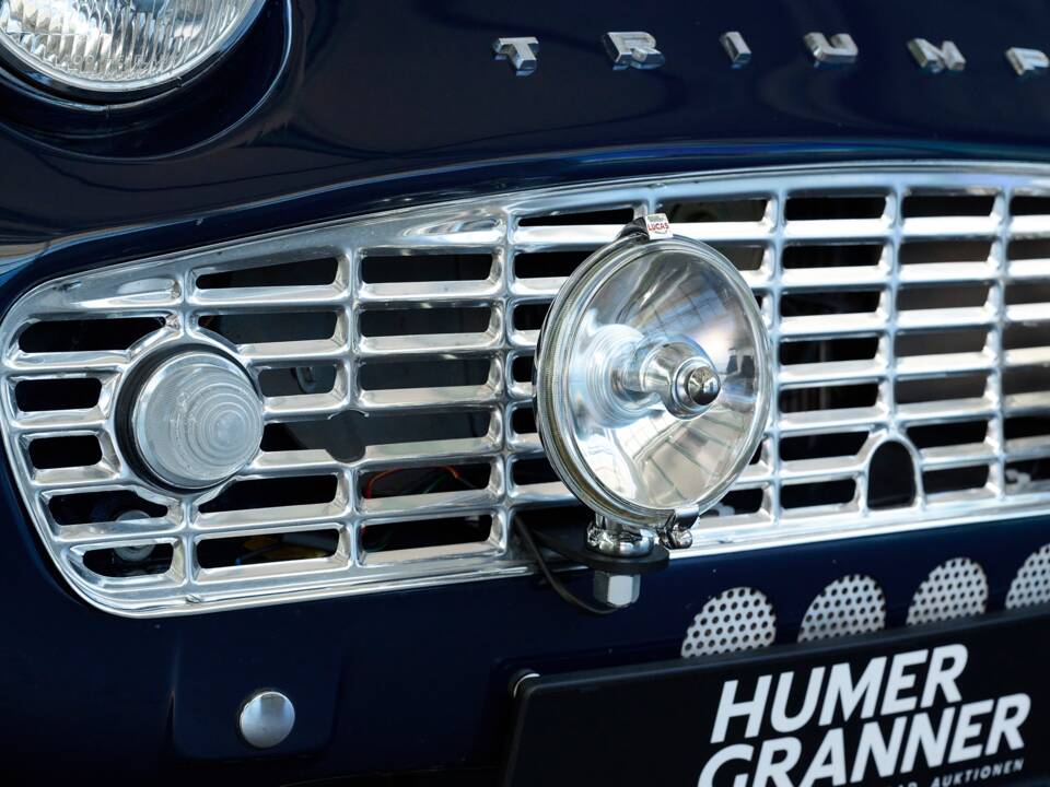 Image 30/50 of Triumph TR 3A (1959)