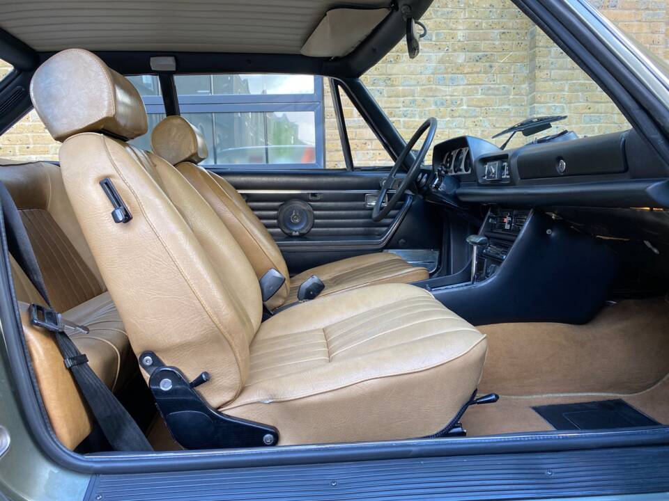 Imagen 7/58 de Peugeot 504 V6 Coupe (1977)