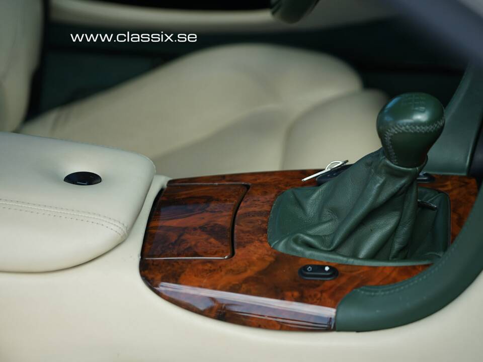 Bild 20/24 von Aston Martin DB 7 Vantage (2000)
