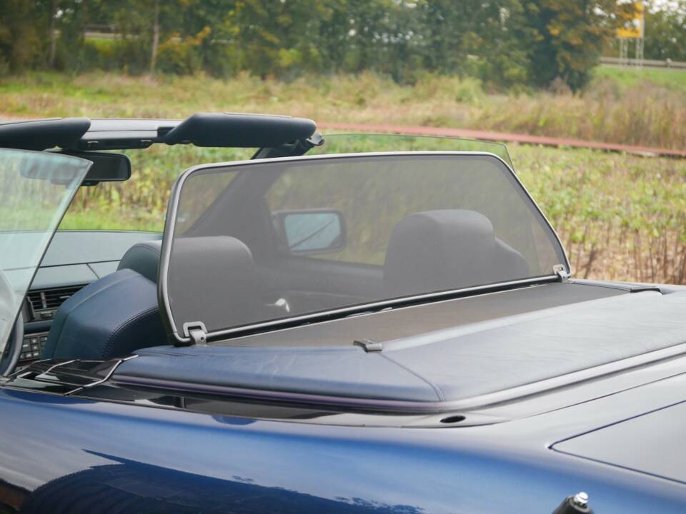 Image 2/35 de Mercedes-Benz SL 320 (1996)