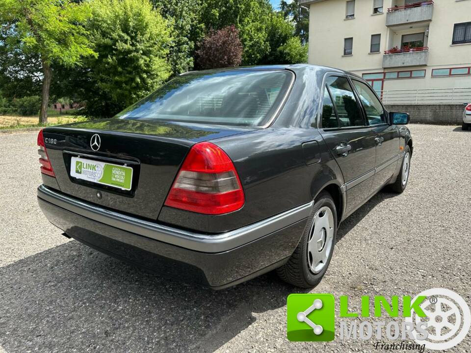 Immagine 7/10 di Mercedes-Benz C 180 (1994)