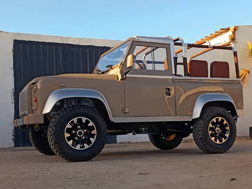 Afbeelding 19/21 van Land Rover Defender 90 (1997)