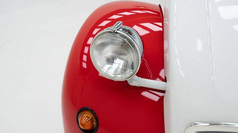 Image 10/15 de Citroën 2 CV 6 Club (1985)