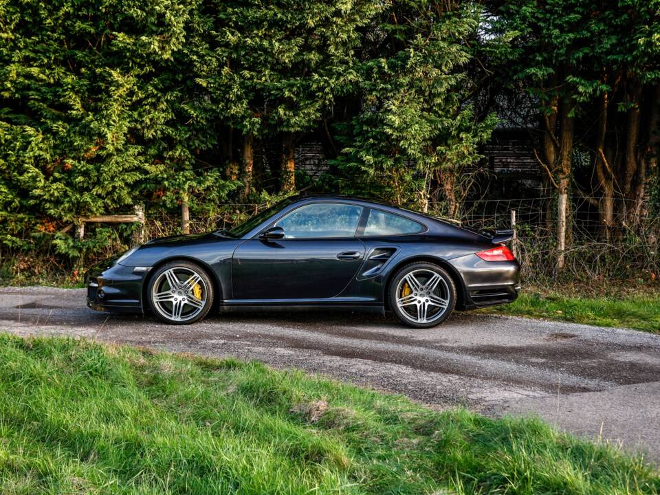 Bild 12/38 von Porsche 911 Turbo (2007)
