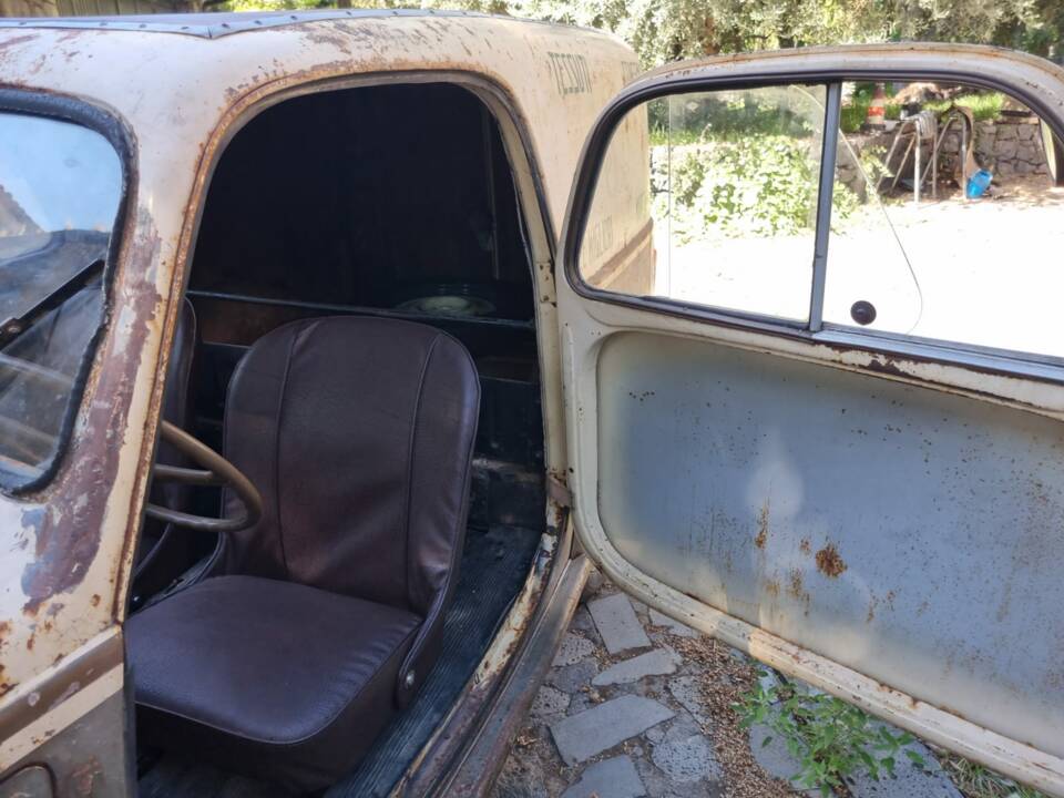 Bild 17/25 von FIAT 500 B Furgonato (1950)