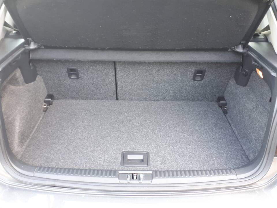 Immagine 11/12 di Volkswagen Polo IV 1.4 (2009)