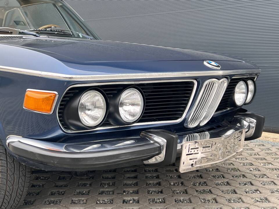 Image 20/28 of BMW 3.0 CS (1975)
