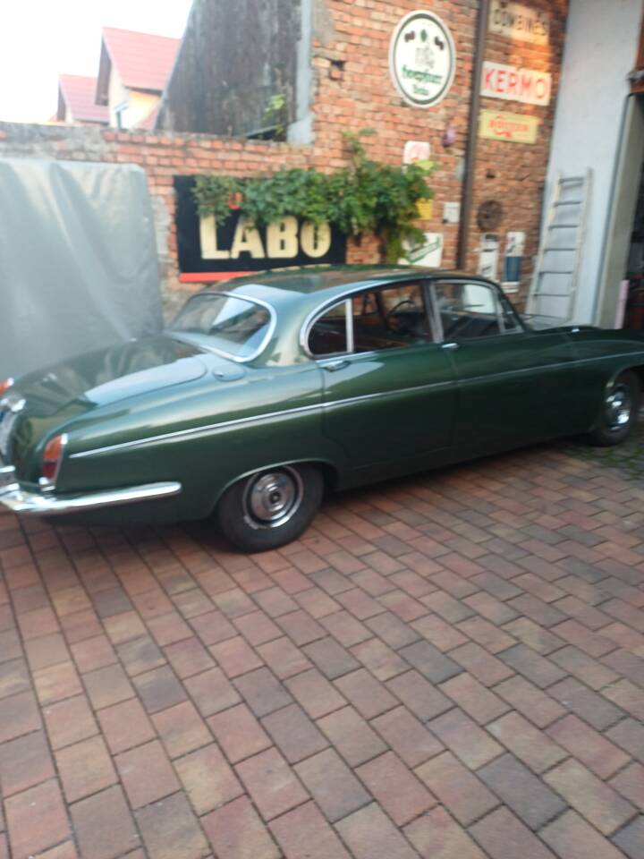 Obraz 2/6 pojazdu Jaguar 420 G (1968)