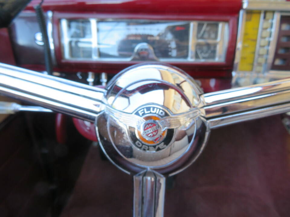 Bild 14/22 von Chrysler Windsor (1947)