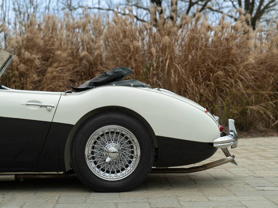 Imagen 24/50 de Austin-Healey 100&#x2F;6 (BN4) (1957)