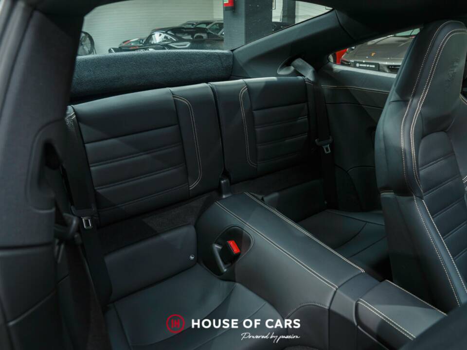 Image 18/24 of Porsche 911 Carrera 4S (2023)