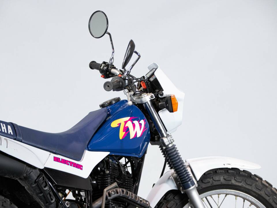 Bild 12/50 von Yamaha DUMMY (1995)