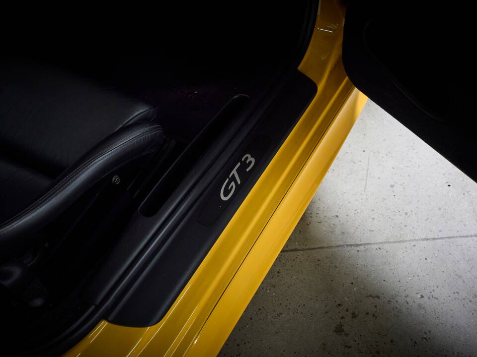 Bild 86/100 von Porsche 911 GT3 (2003)