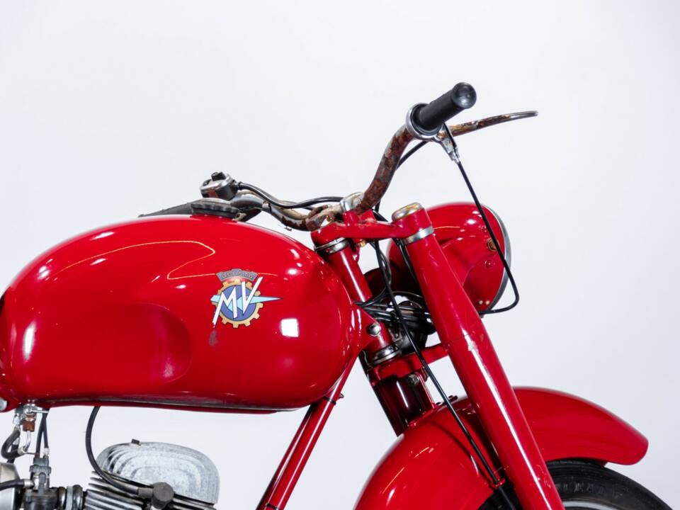 Image 11/27 of MV Agusta DUMMY (1955)