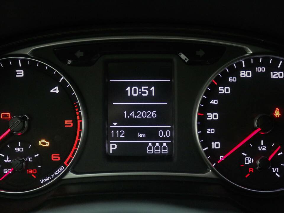 Image 13/16 de Audi A1 1.6 TDI (2014)