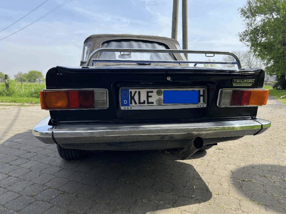 Image 3/28 de Triumph TR 6 (1973)