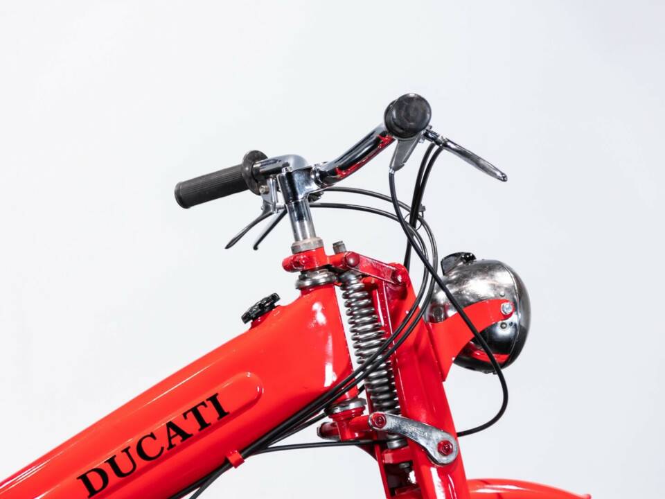 Image 20/50 de Ducati Cucciolo (1953)