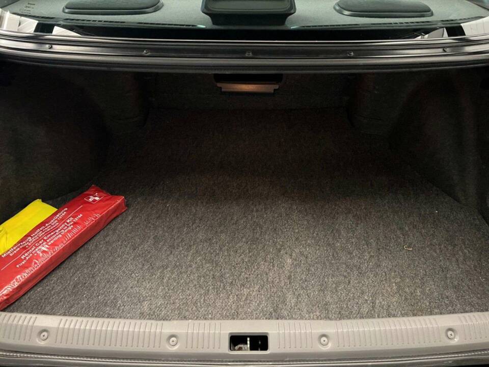 Image 17/17 de Nissan Maxima 2.0 V6 (1998)