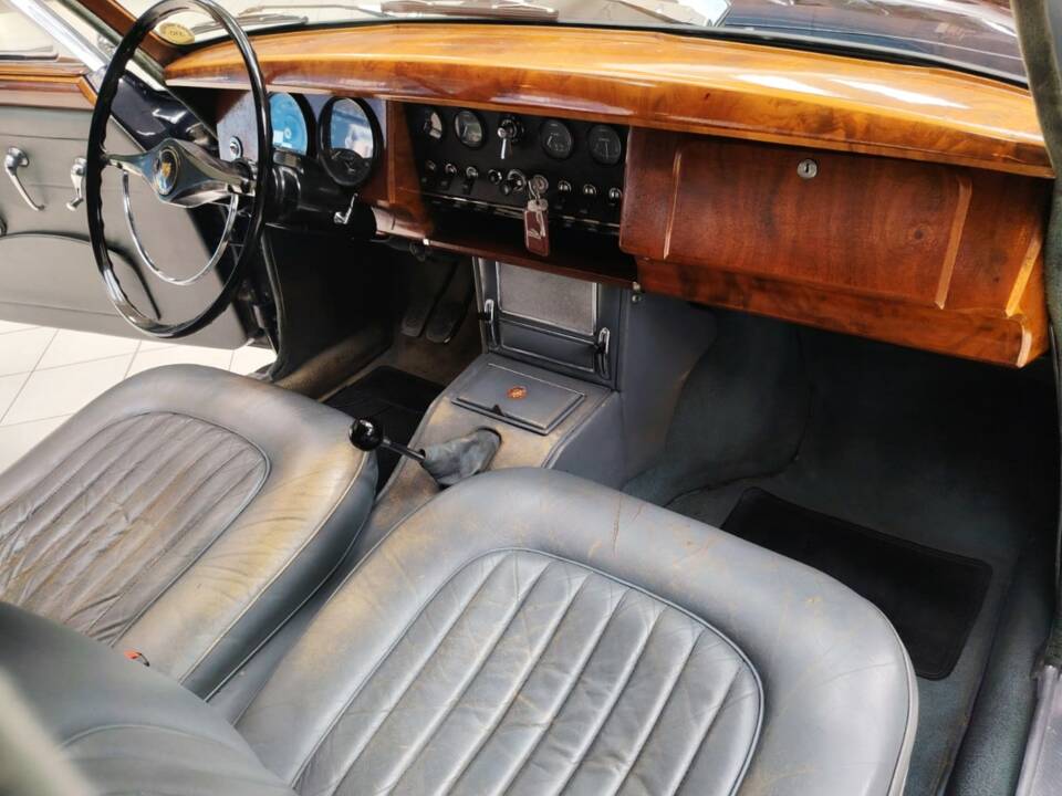 Imagen 36/62 de Jaguar Mk II 3.8 (1967)