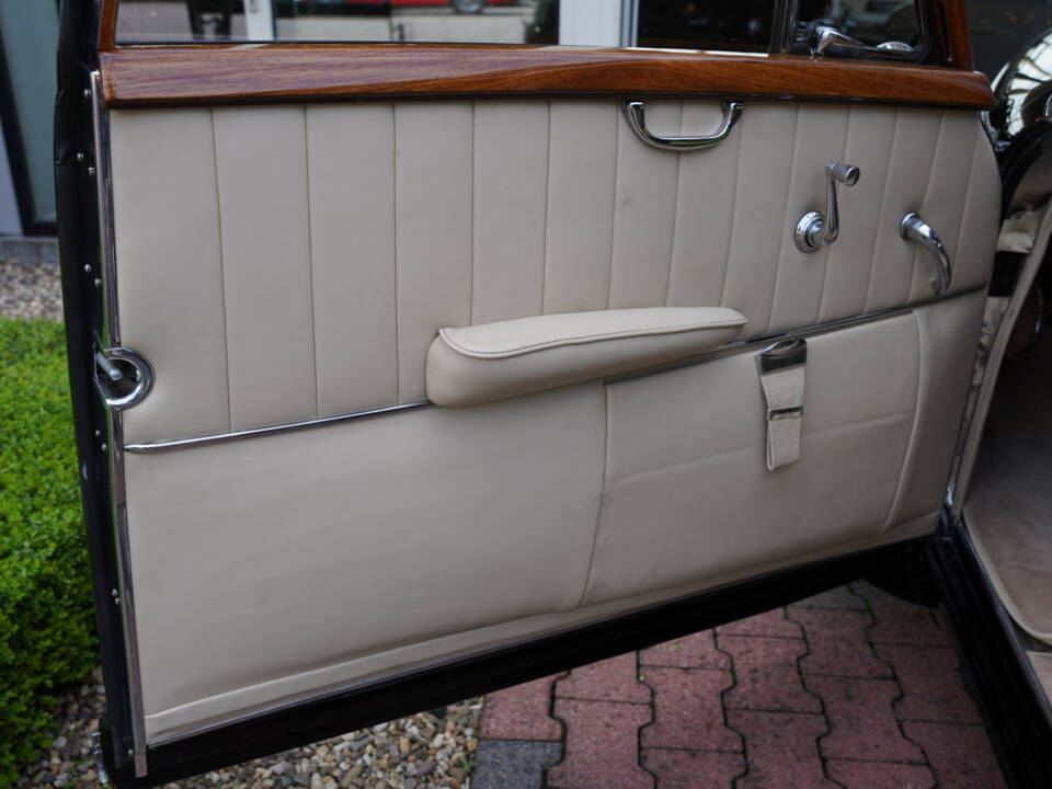 Bild 22/50 von Mercedes-Benz 300 Sc (1957)
