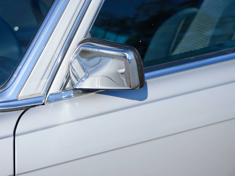 Image 9/25 of Mercedes-Benz 280 SE (1979)