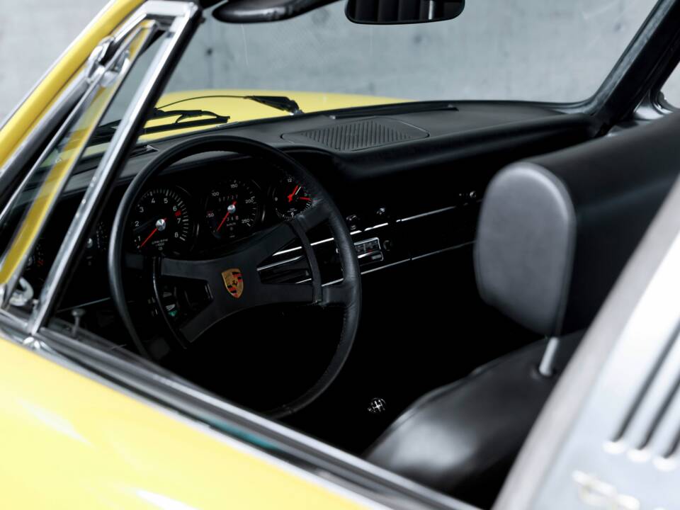 Bild 26/50 von Porsche 911 2.4 T (1971)