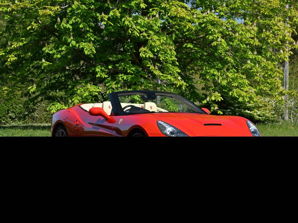 Afbeelding 27/50 van Ferrari California (2011)