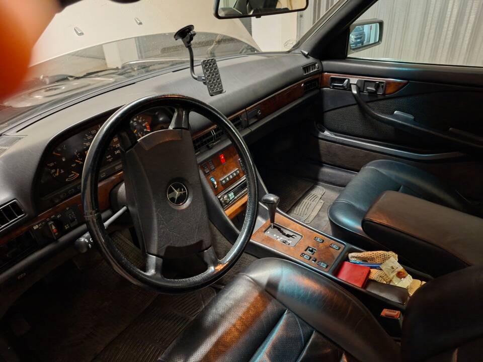 Bild 6/8 von Mercedes-Benz 500 SEC (1987)