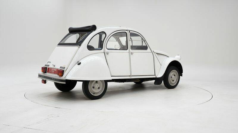 Immagine 2/15 di Citroën 2 CV 6 (1988)