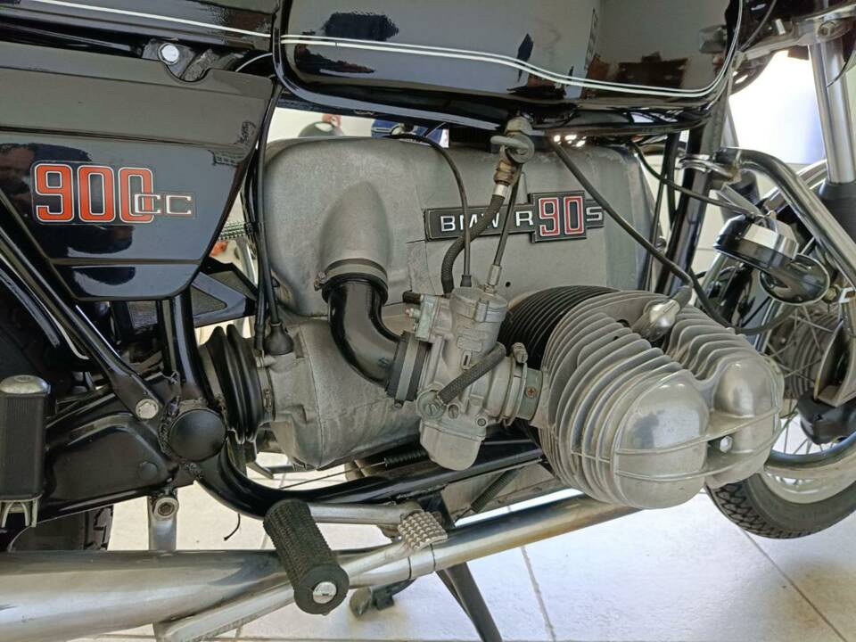 Bild 14/42 von BMW DUMMY (1974)