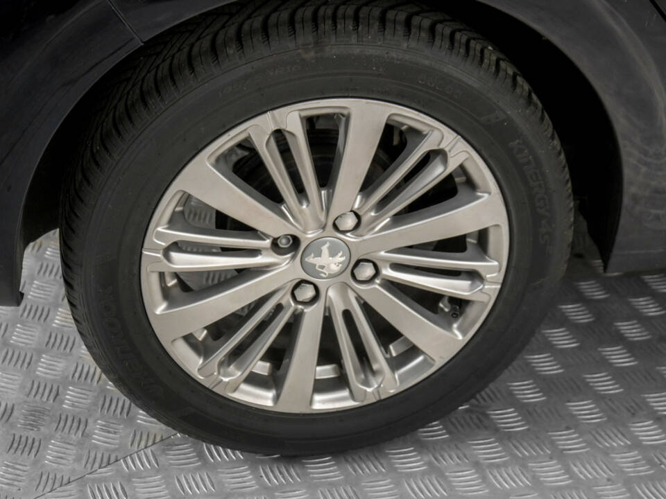 Image 31/50 of Peugeot 208 1.2 PureTech 82 (2019)