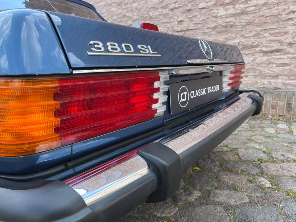 Afbeelding 20/146 van Mercedes-Benz 380 SL (1982)