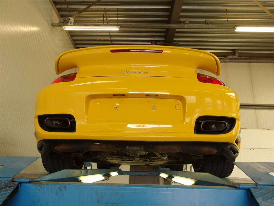 Bild 99/100 von Porsche 911 Turbo (2007)