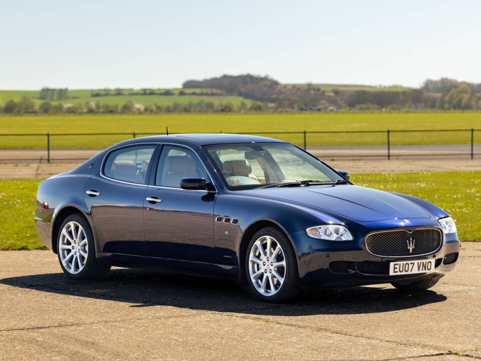 Bild 48/50 von Maserati Quattroporte 4.2 (2007)