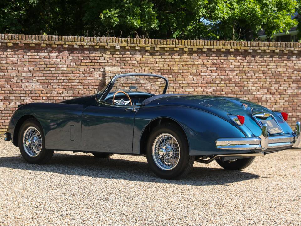 Image 2/50 of Jaguar XK 150 3.4 S OTS (1958)