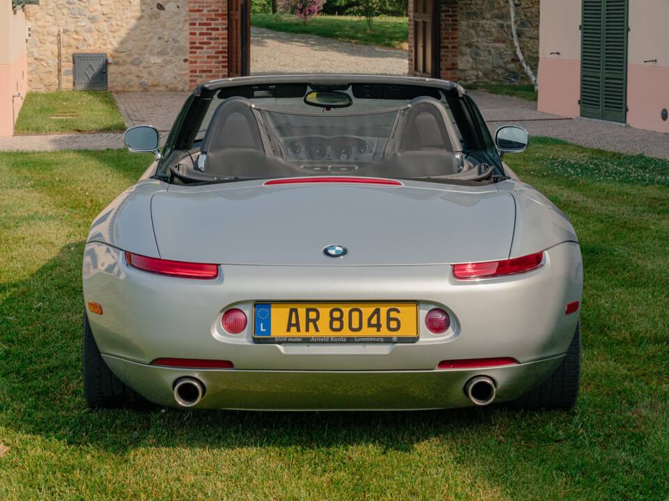 Image 91/185 of BMW Z8 (2001)
