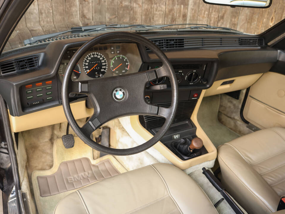 Immagine 13/60 di BMW 635 CSi (1980)