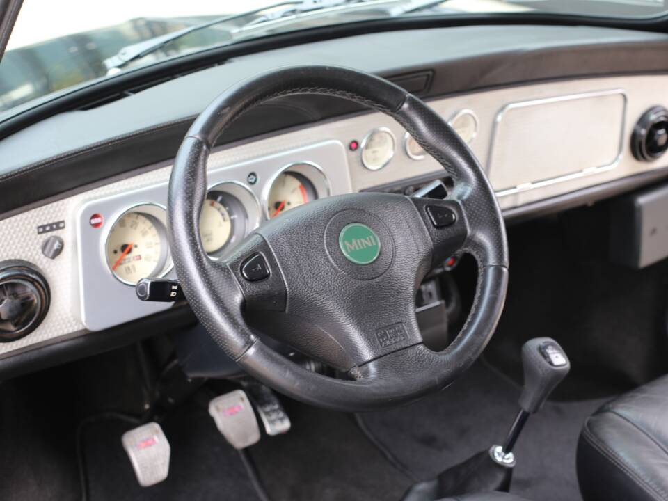 Immagine 9/38 di Mini Cooper 1.3i MPI (1999)