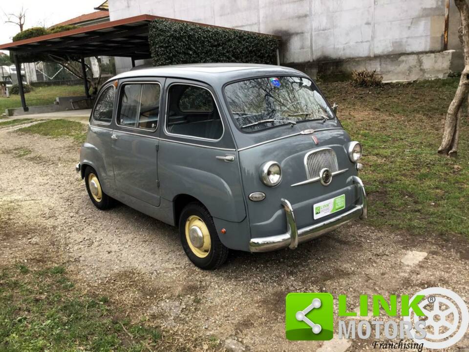 Image 3/10 de FIAT 600 Multipla (1957)