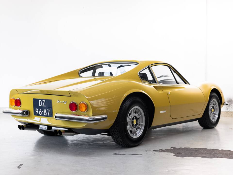 Afbeelding 7/39 van Ferrari Dino 246 GT (1970)