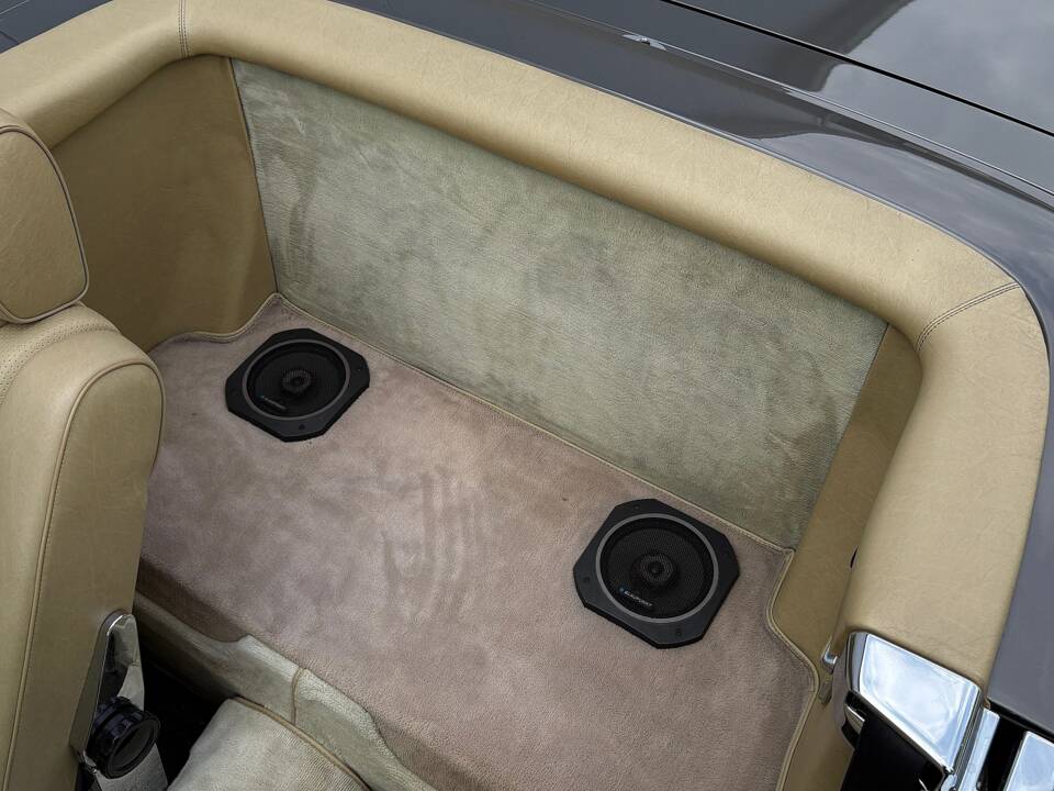 Image 15/24 de Mercedes-Benz 280 SL (1984)
