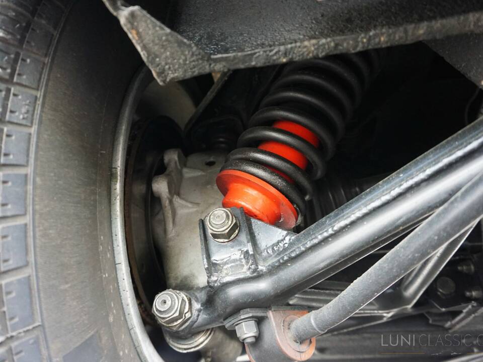 Bild 60/64 von Lamborghini Espada 400 GT (1973)