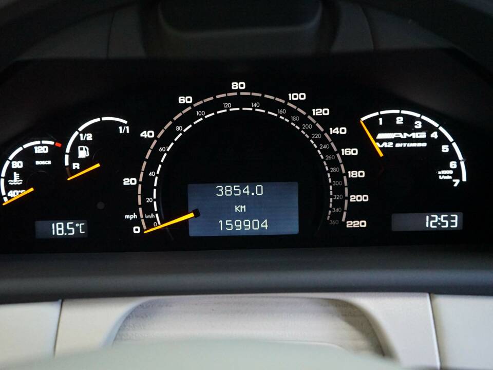 Bild 28/34 von Mercedes-Benz CL 65 AMG (2004)
