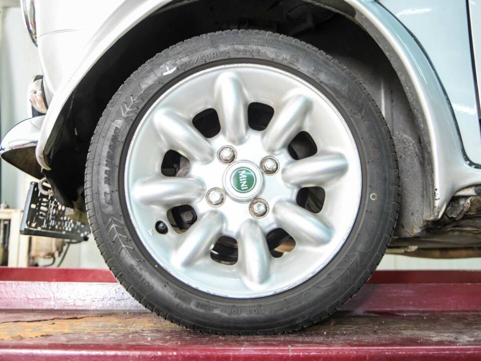 Bild 43/50 von Mini Cooper 1.3i MPI (1999)