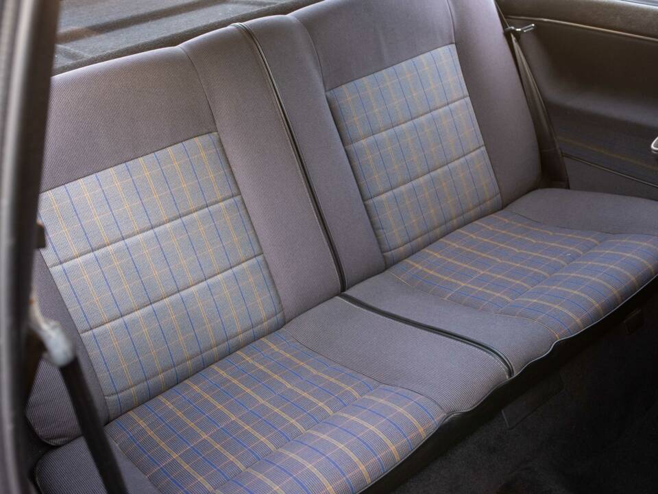 Imagen 49/50 de Volkswagen Golf Mk II Gti 1.8 (1988)