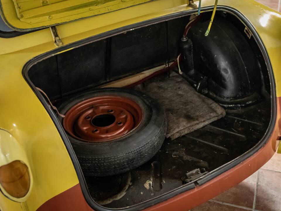 Immagine 6/14 di Trabant 500 (1962)