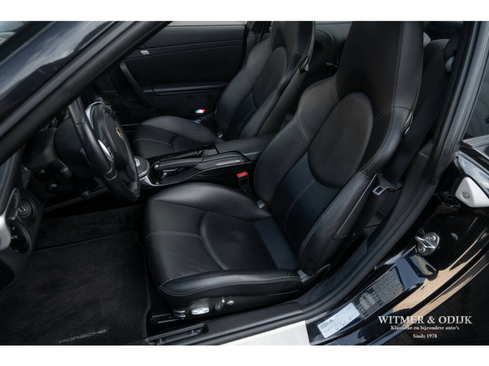 Image 4/32 de Porsche 911 Carrera 4S (2009)