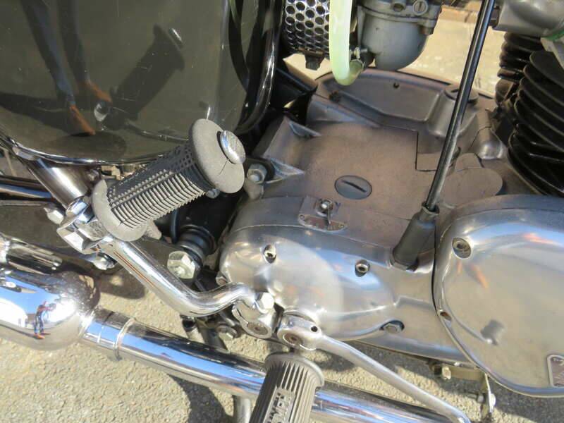 Image 30/43 of Triumph Tiger 90 (1968)