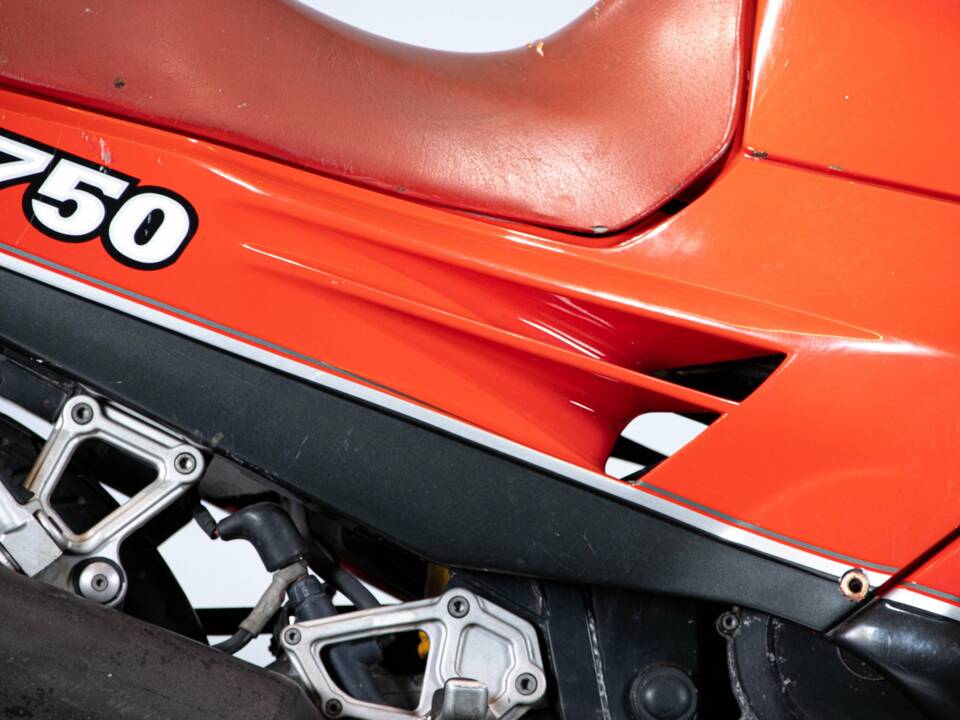 Bild 38/42 von Ducati DUMMY (1988)