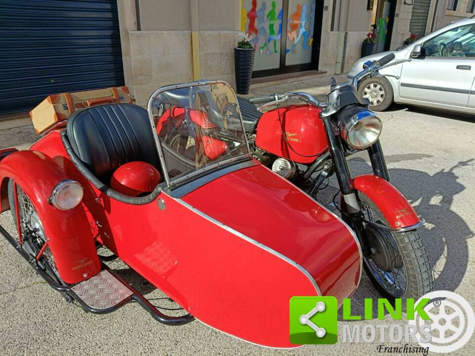 Imagen 2/10 de Moto Guzzi DUMMY (1971)